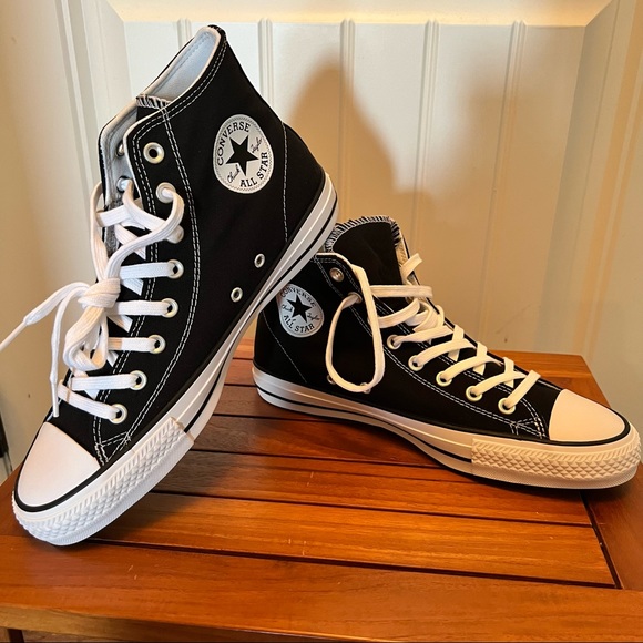 Converse CTAS Pro HI. 
(Discontinued model) - Picture 1 of 12
